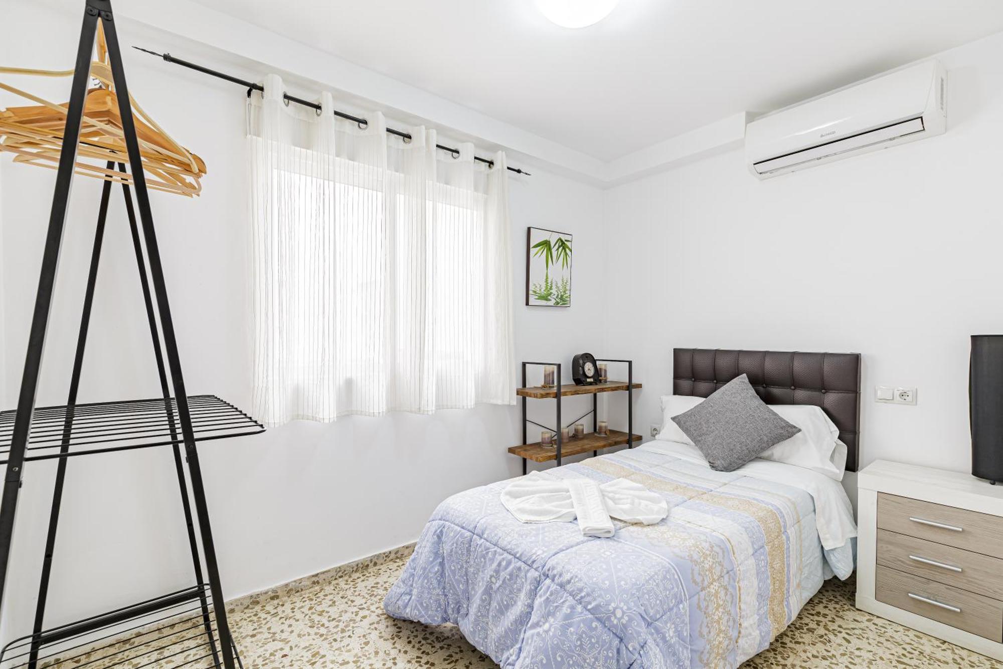 Piso Amplio Cerca Del Centro De Malaga Capital Lejlighed Eksteriør billede