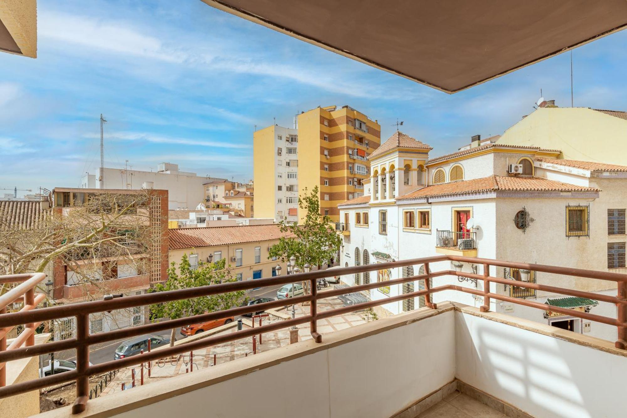 Piso Amplio Cerca Del Centro De Malaga Capital Lejlighed Eksteriør billede